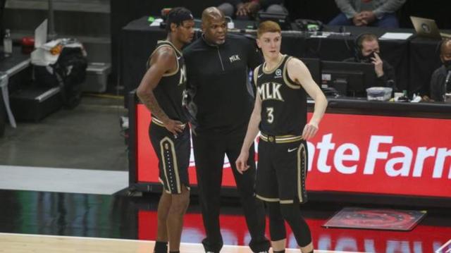 kaiyun-老鹰留下麦克米兰毫无悬念 但，接下来要怎么走？